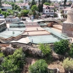 Tarihi Hıdırlık Kulesi'nde Modanın Büyülü Gecesi: Cihan Nacar Defilesi
